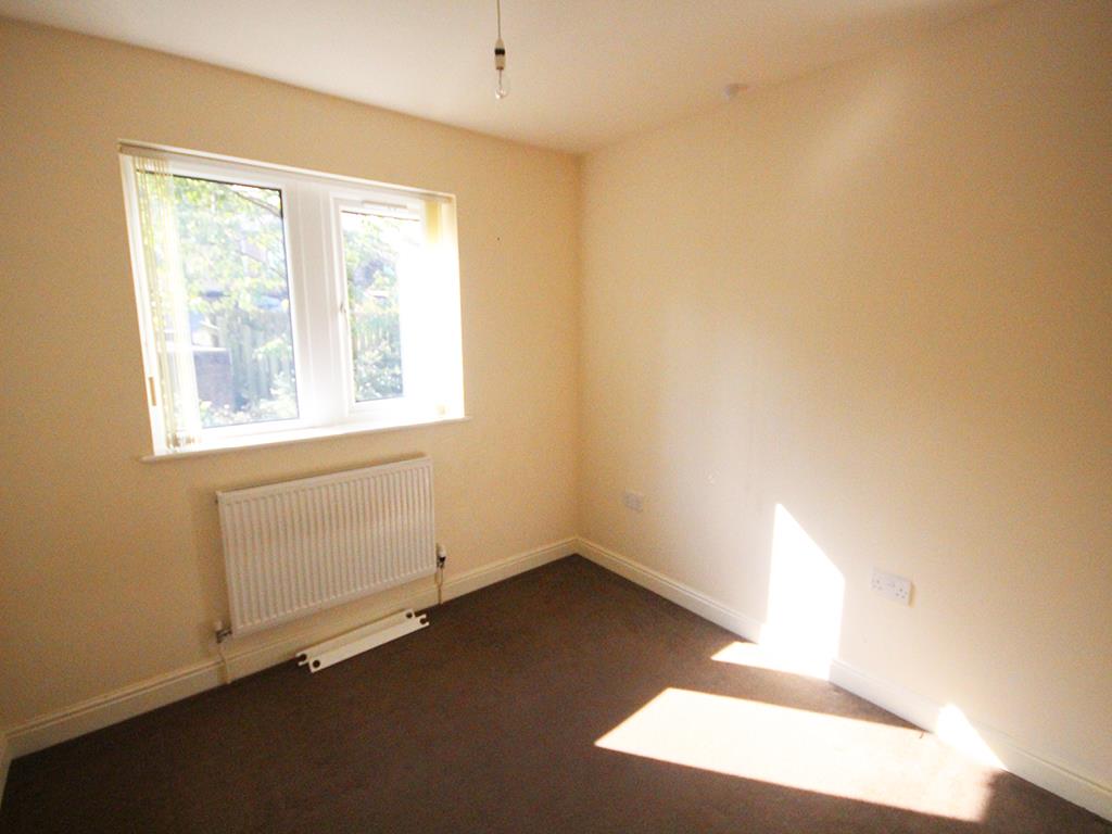 3 bedroom semi-detached house To Let in Barnoldswick - IMG_4622.jpg
